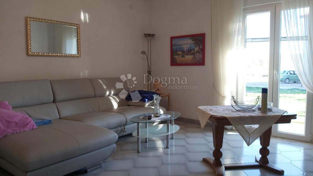 Hiša Labin, 300m2