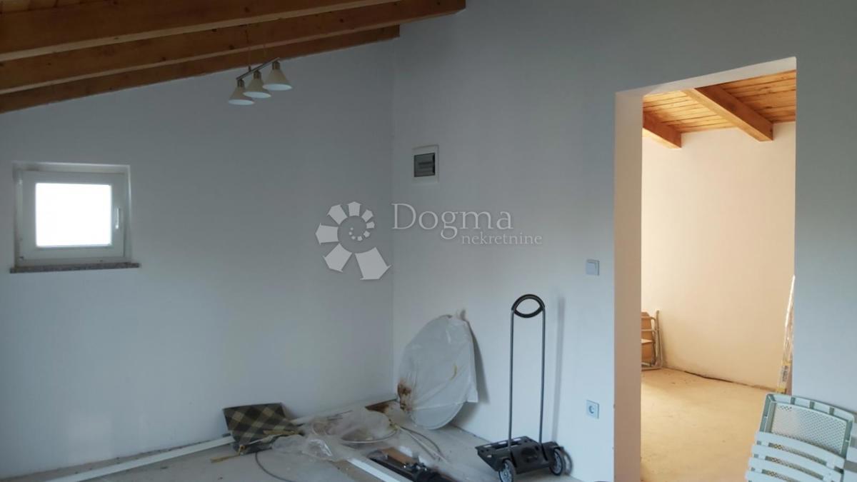 Hiša Labin, 300m2