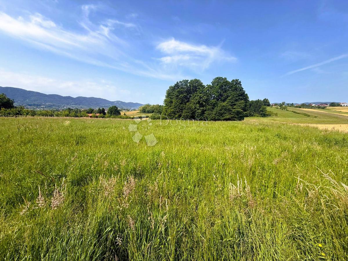 Zazidljivo zemljišče Ribić Breg, Ivanec, 7.096m2