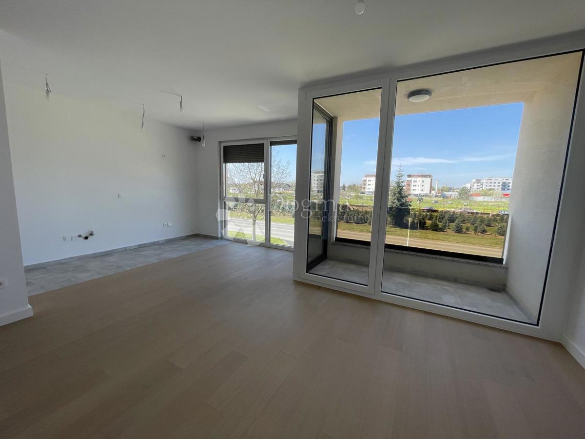 Stanovanje Centar, Velika Gorica, 64m2