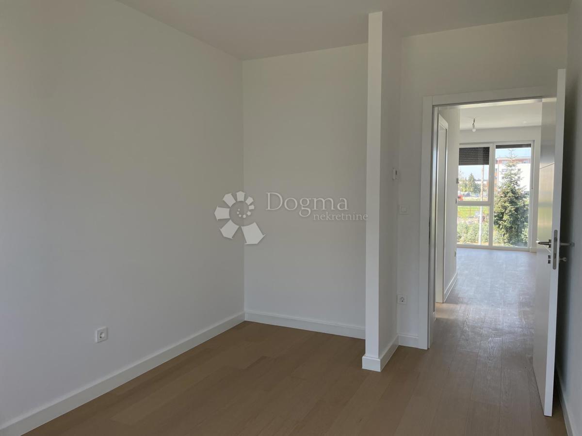 Stanovanje Centar, Velika Gorica, 64m2