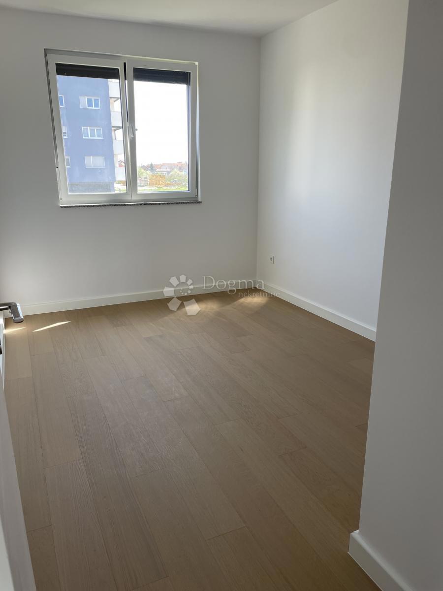 Stanovanje Centar, Velika Gorica, 64m2