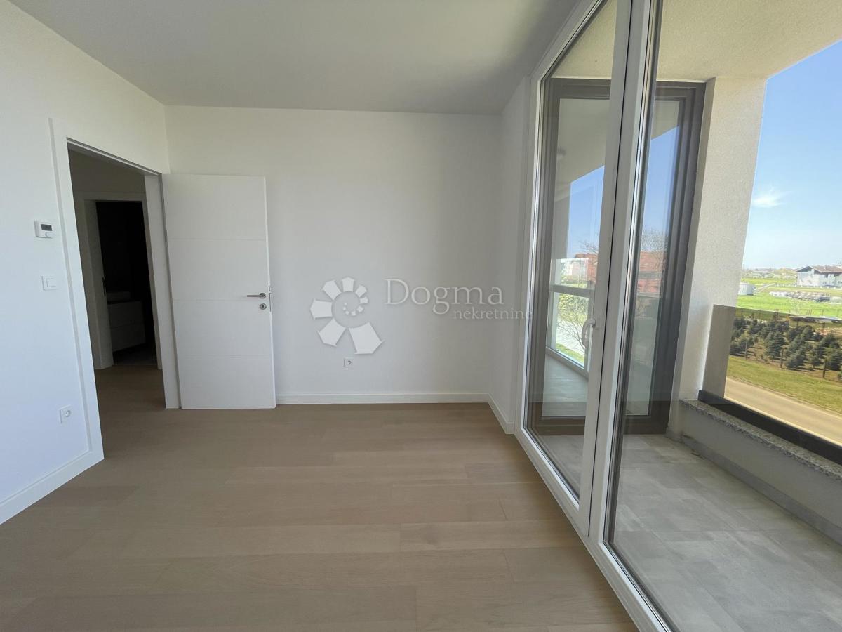 Stanovanje Centar, Velika Gorica, 160m2