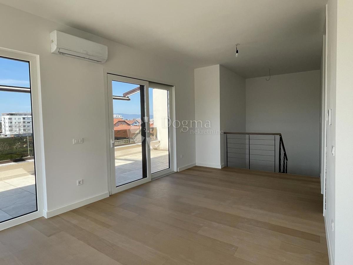 Stanovanje Centar, Velika Gorica, 160m2