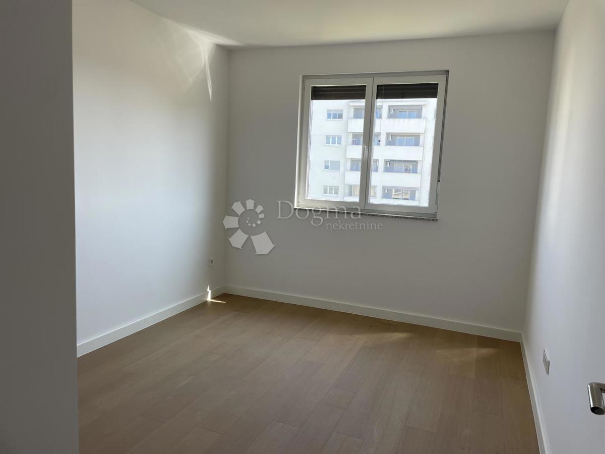 Stanovanje Centar, Velika Gorica, 160m2