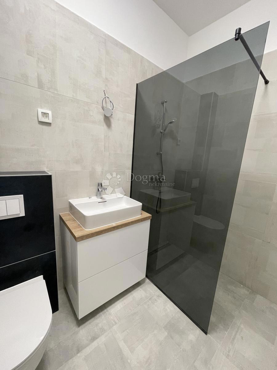 Stanovanje Centar, Velika Gorica, 160m2