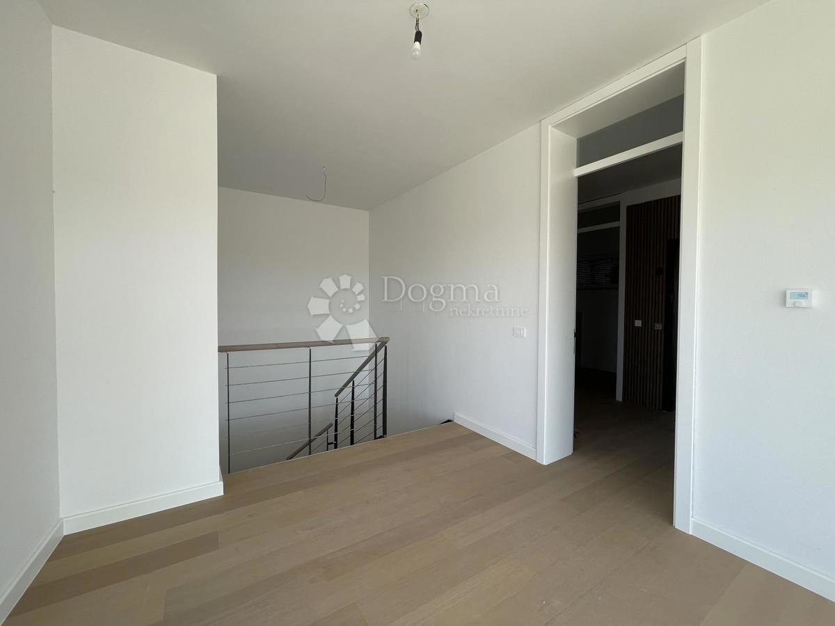 Stanovanje Centar, Velika Gorica, 160m2
