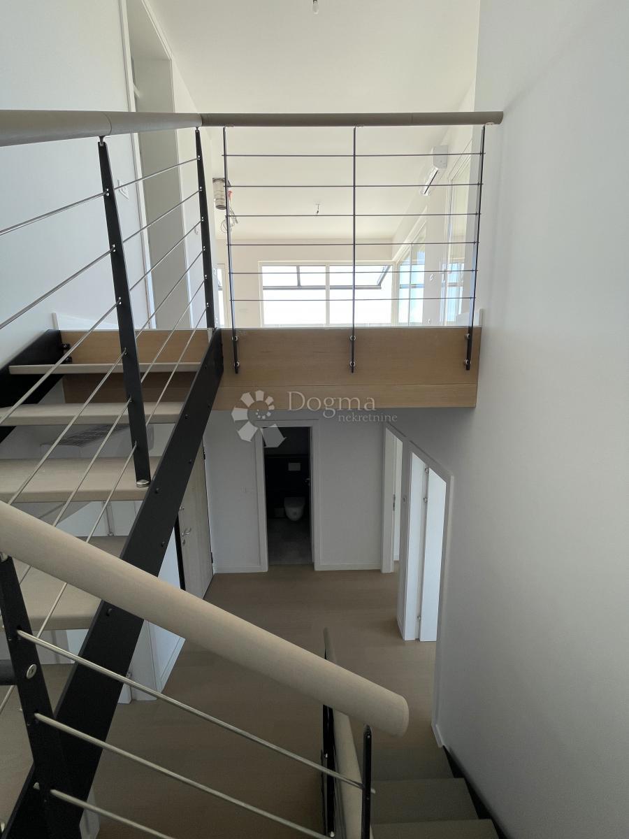Stanovanje Centar, Velika Gorica, 160m2