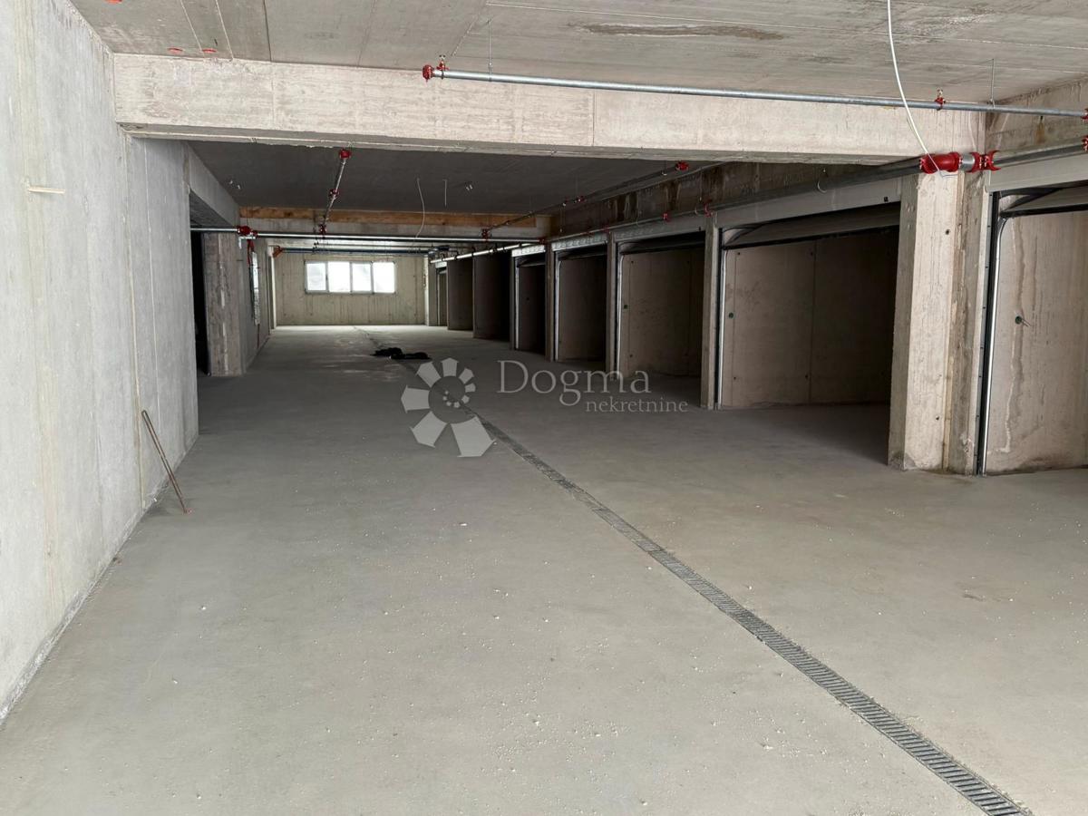 Apartma Pakoštane, pritličje, 70m2