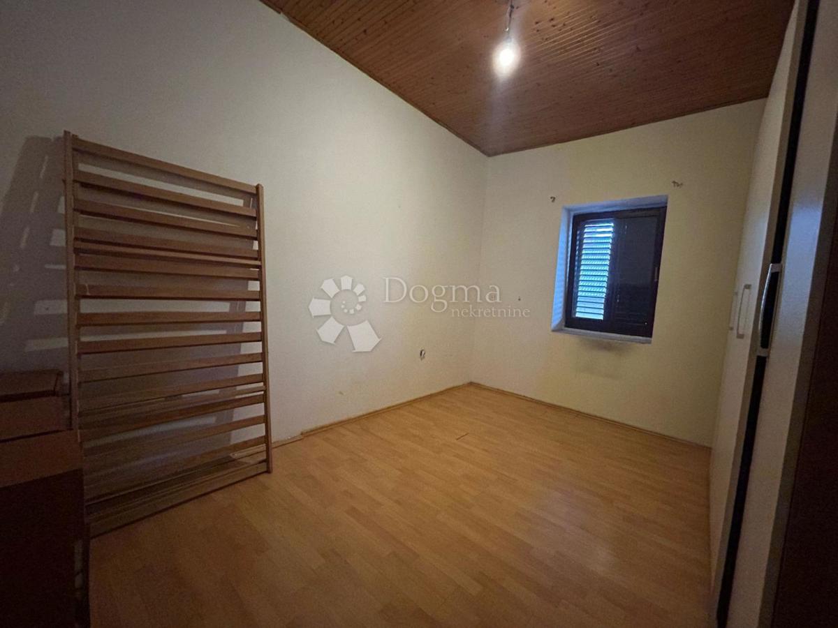 STANOVANJE ZA OBNOVO V STOJI