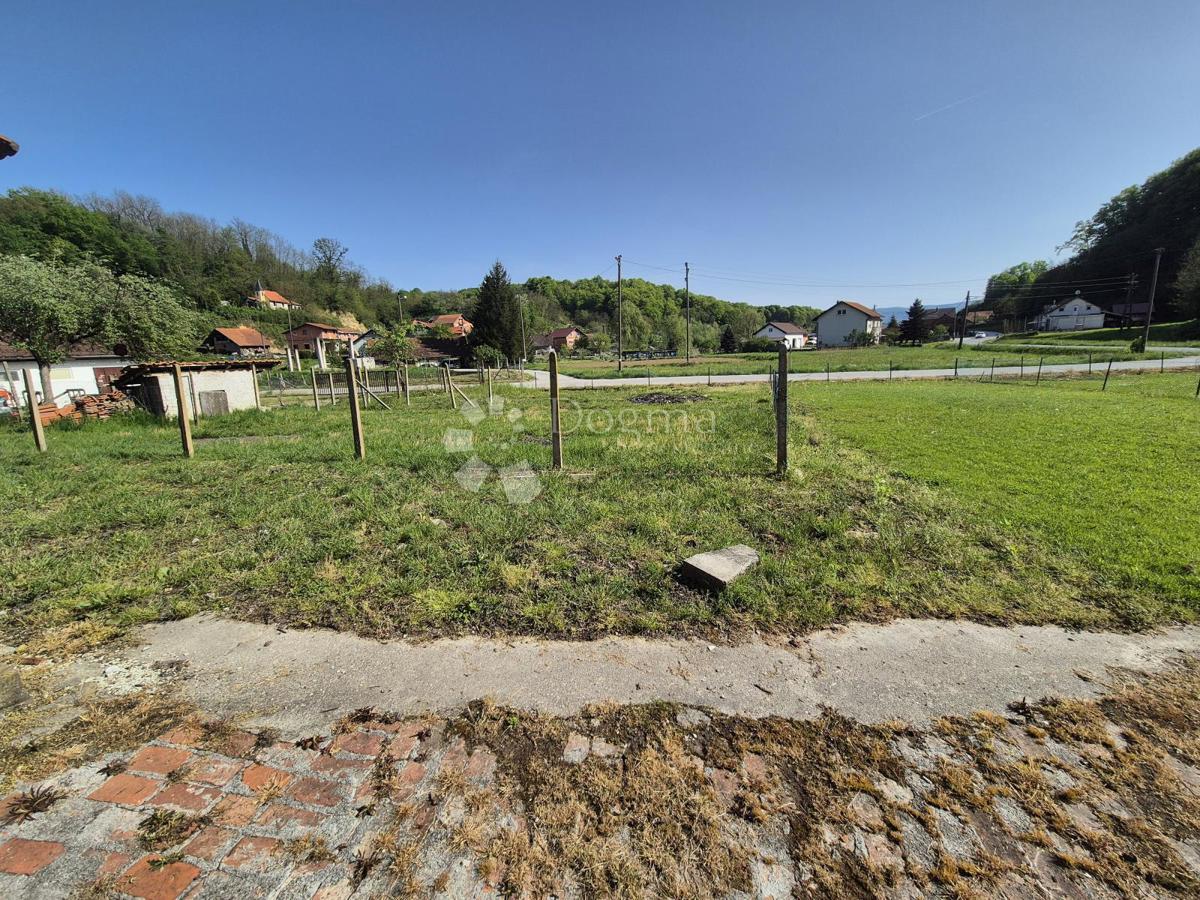 Hiša Lug Orehovički, Bedekovčina, 180m2
