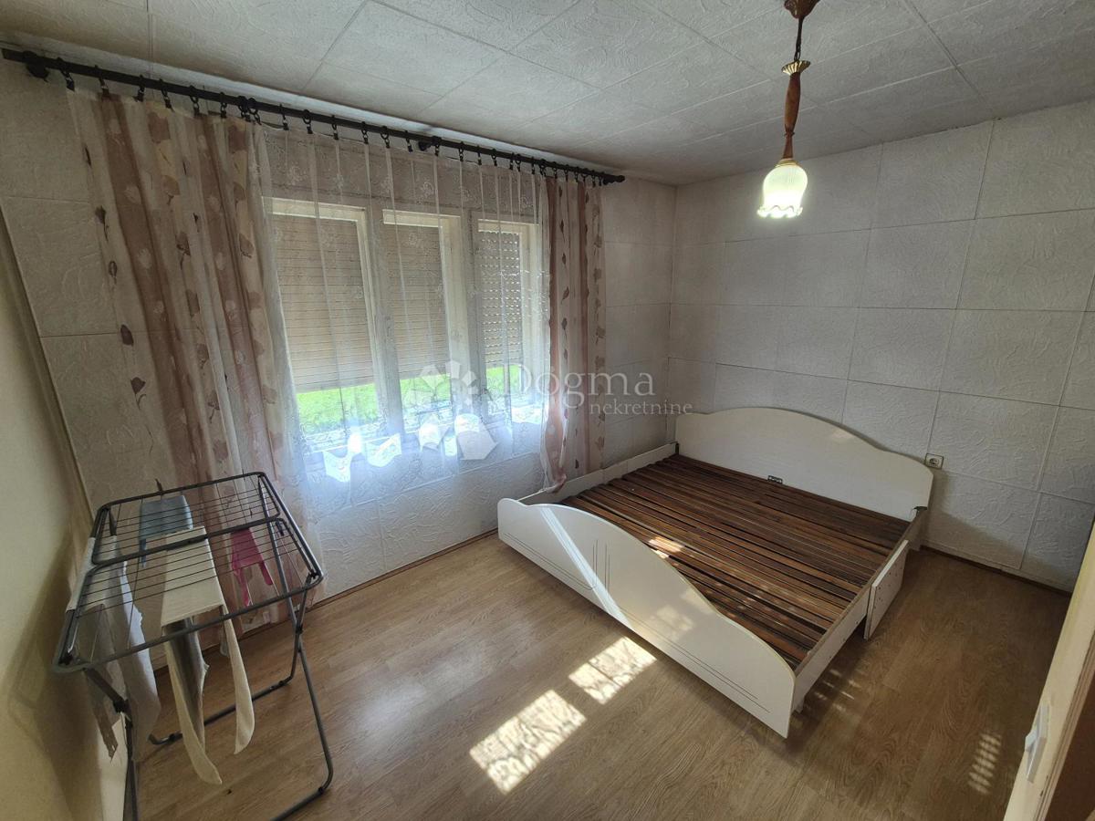 Hiša Lug Orehovički, Bedekovčina, 180m2