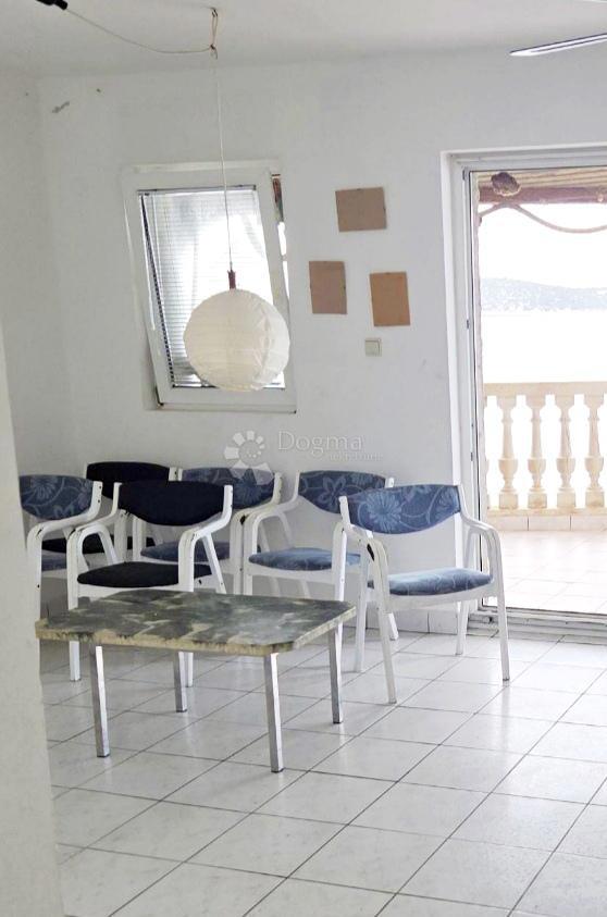 Hiša Prvić Šepurine, Vodice, 175m2
