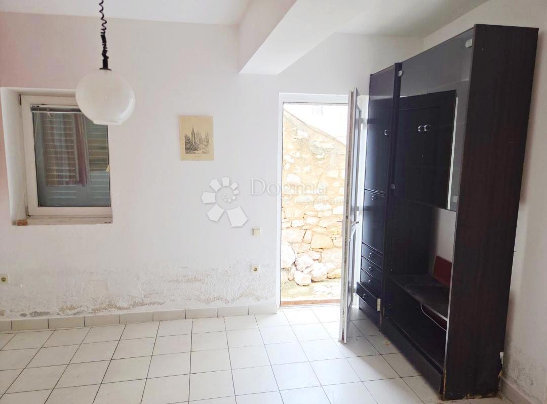 Hiša Prvić Šepurine, Vodice, 175m2