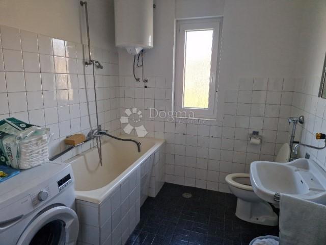 Hiša Dražice, Jelenje, 260m2