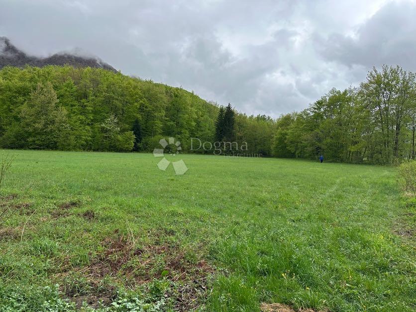 Kmetijsko zemljišče Bužim, Gospić - Okolica, 687m2