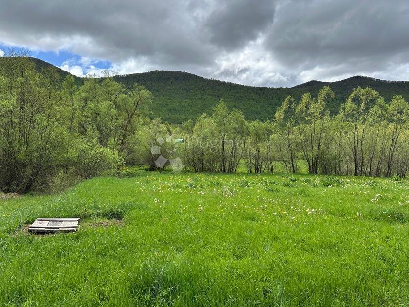 Kmetijsko zemljišče Bužim, Gospić - Okolica, 687m2