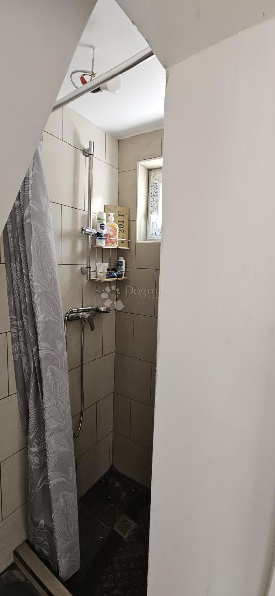 Hiša Peruški, Marčana, 80m2