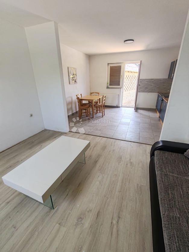 Hiša Obradović Varoš, Gospić, 130m2