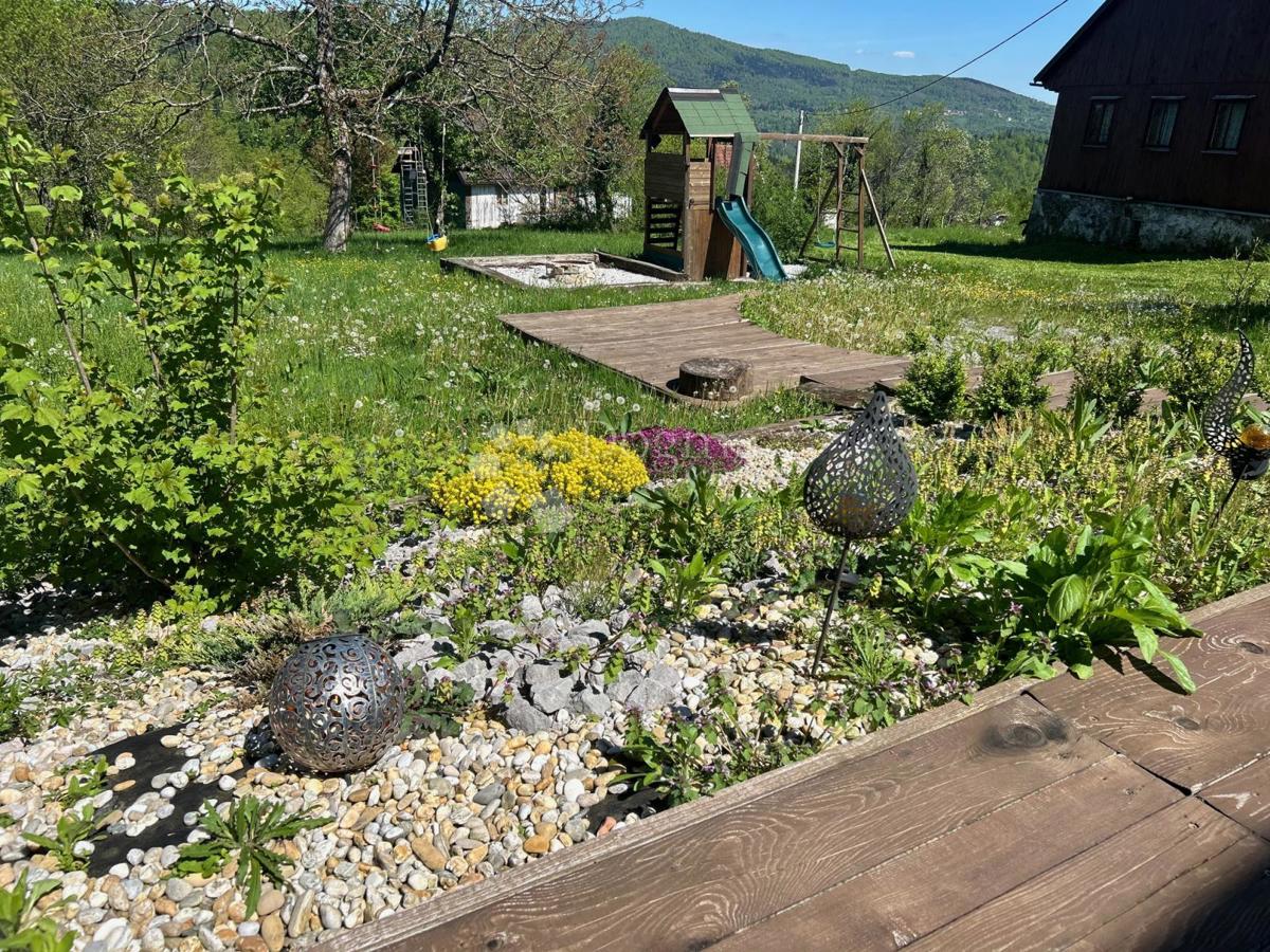 Hiša Komlenići, Vrbovsko, 250m2