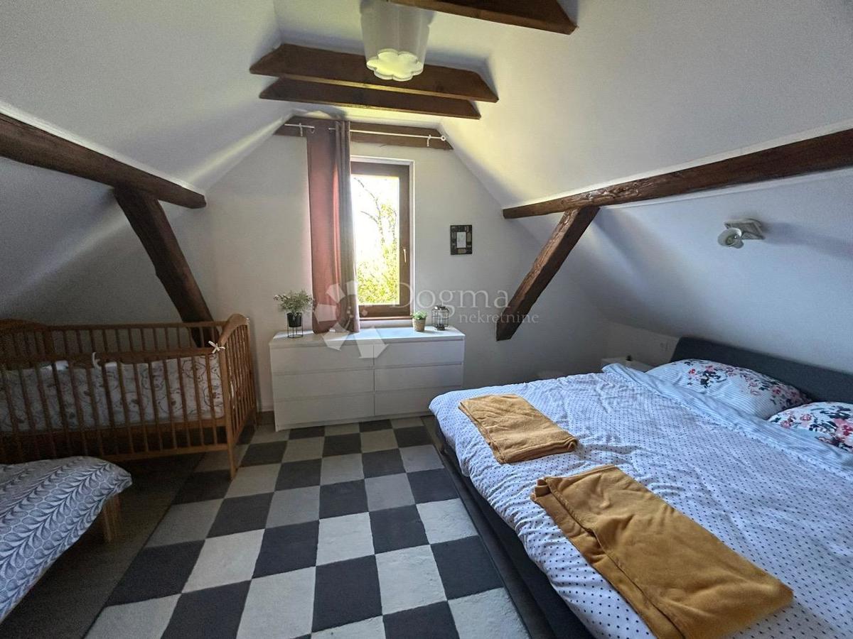 Hiša Komlenići, Vrbovsko, 250m2