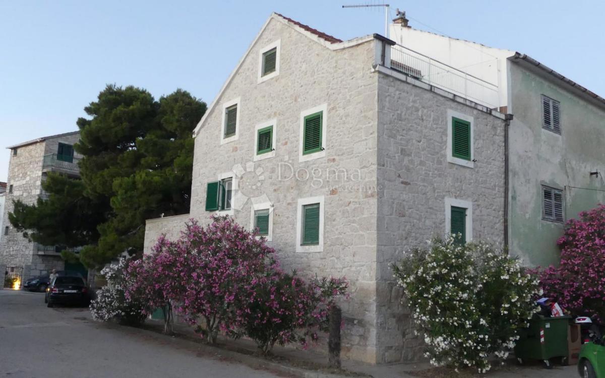Poslovni prostor Srima, Vodice, 330m2