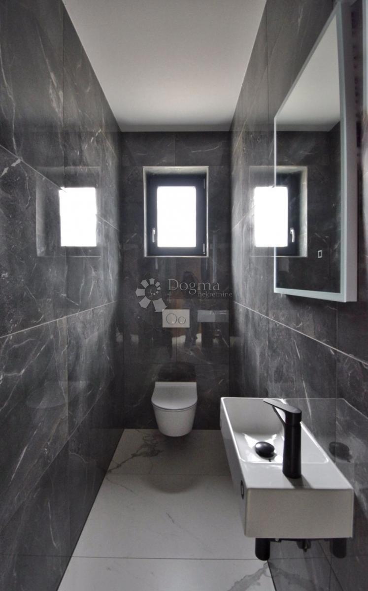 Stanovanje Štinjan, Pula, 73m2