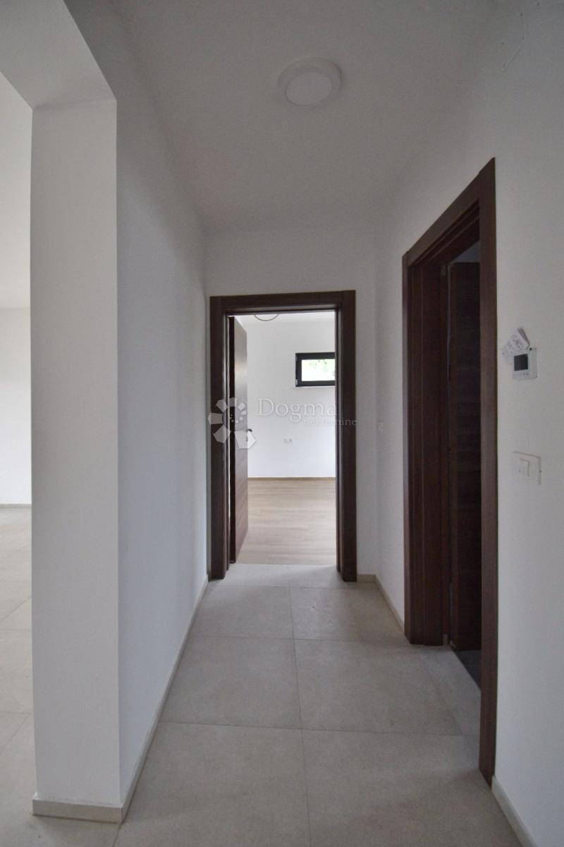 Stanovanje Štinjan, Pula, 73m2