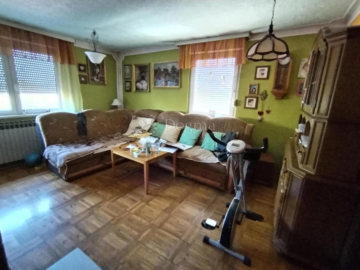 Hiša Cugovec, Gradec, 323m2