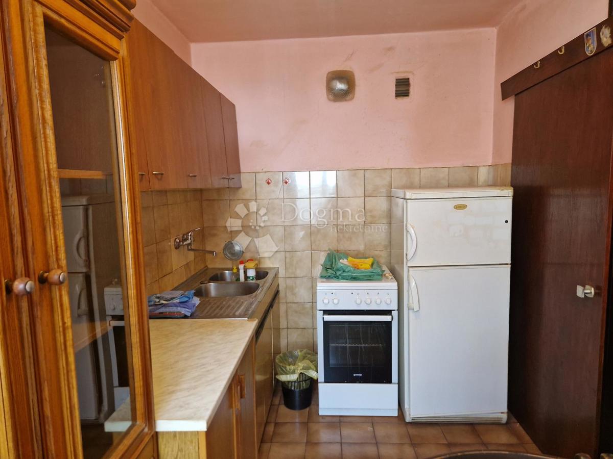 Stanovanje Poreč, 77m2