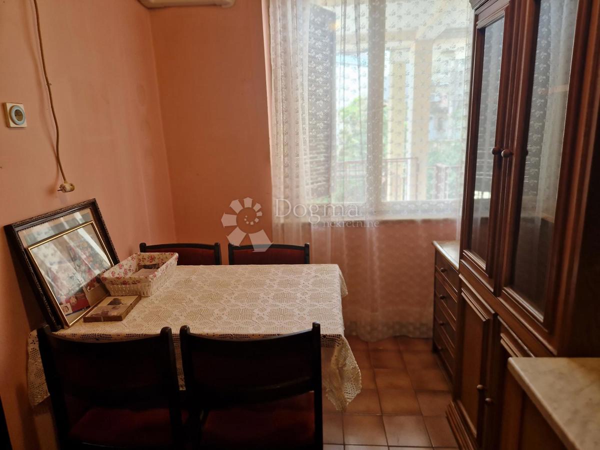 Stanovanje Poreč, 77m2