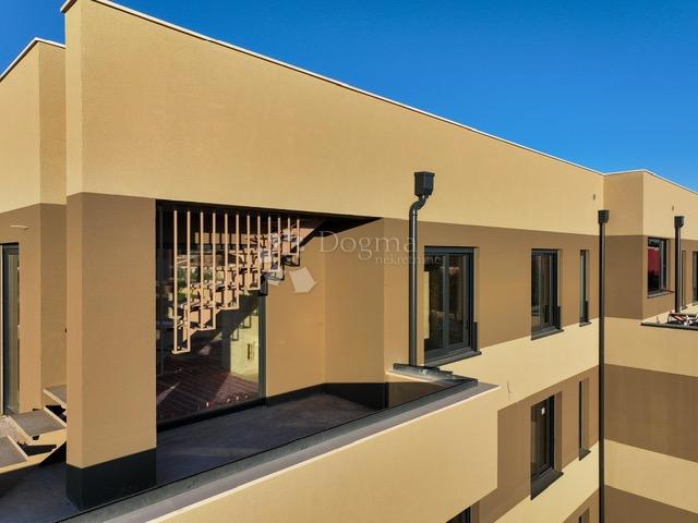 Stanovanje Sabunike, Privlaka, 220m2