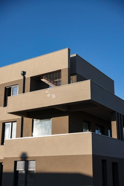 Stanovanje Sabunike, Privlaka, 220m2
