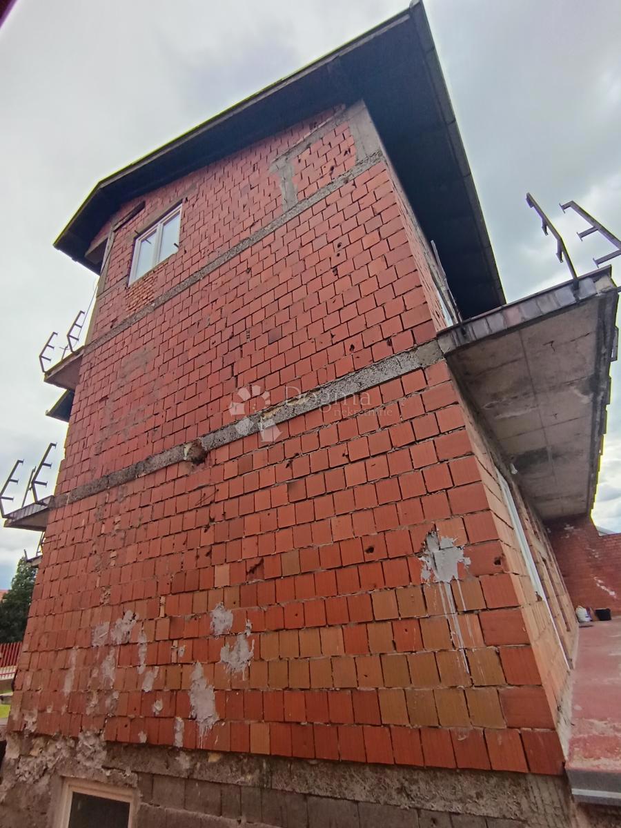 Hiša Mitnica, Vukovar, 479m2