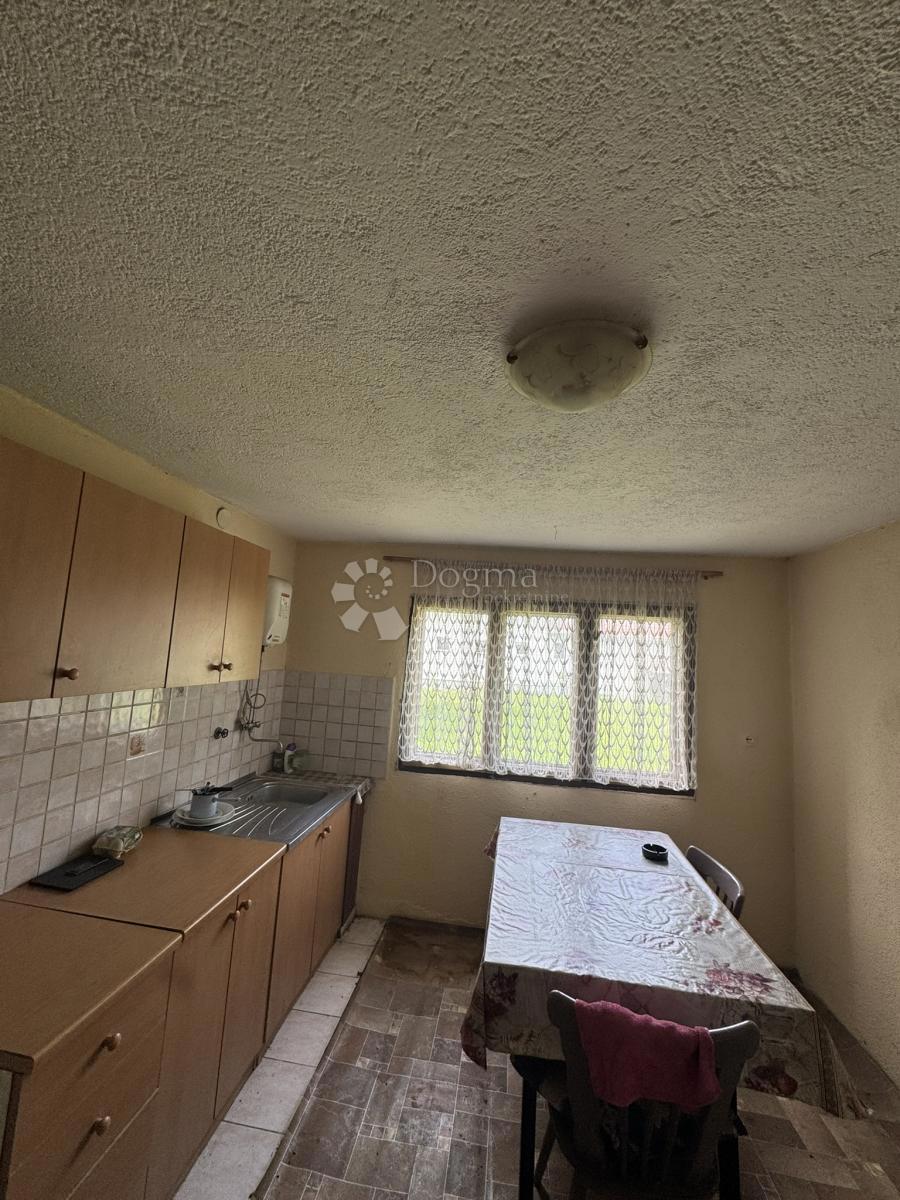 Hiša Donja Kovačica, Veliki Grđevac, 165m2