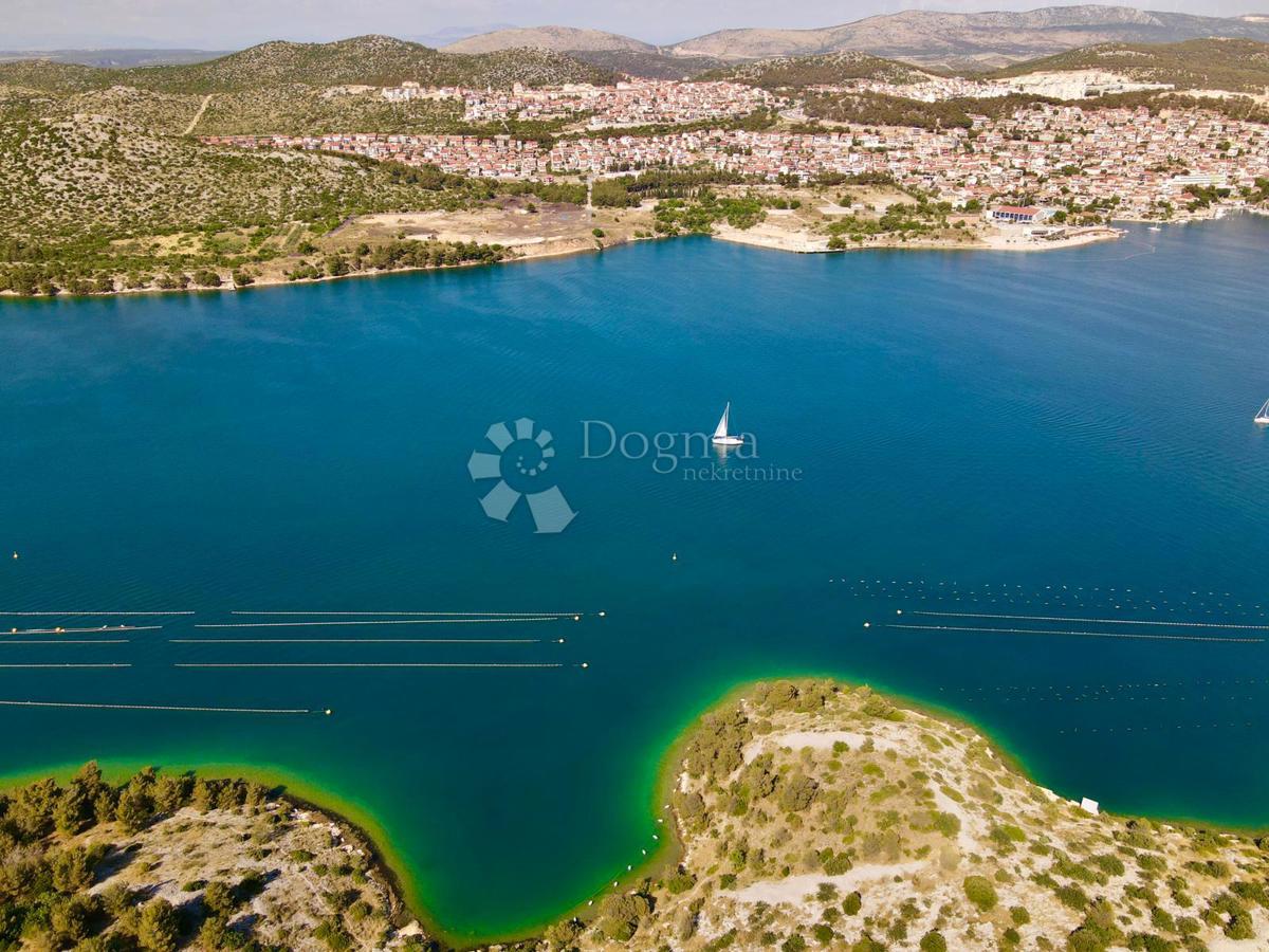 Kmetijsko zemljišče Grad, Šibenik, 20.394m2