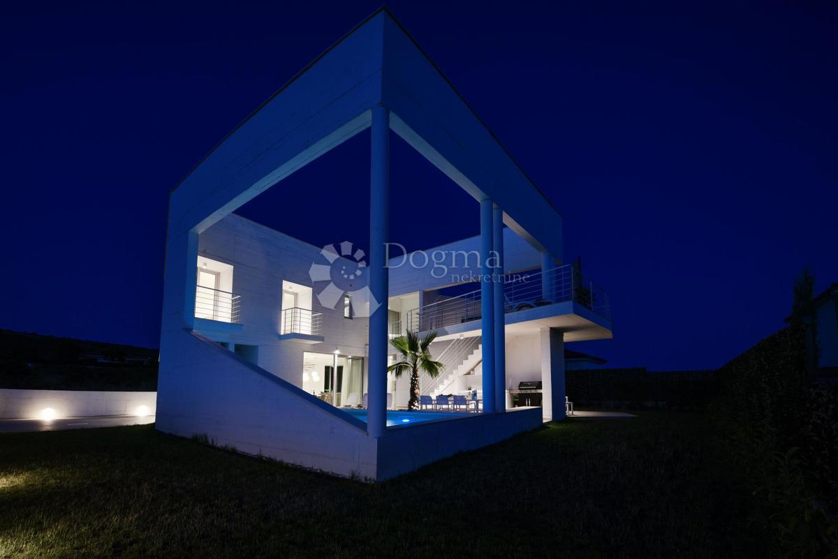 Hiša Debeljak, Sukošan, 220m2
