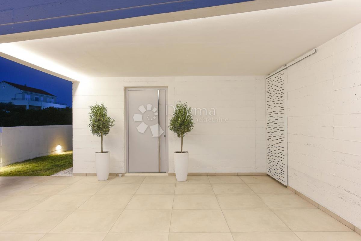 Hiša Debeljak, Sukošan, 220m2