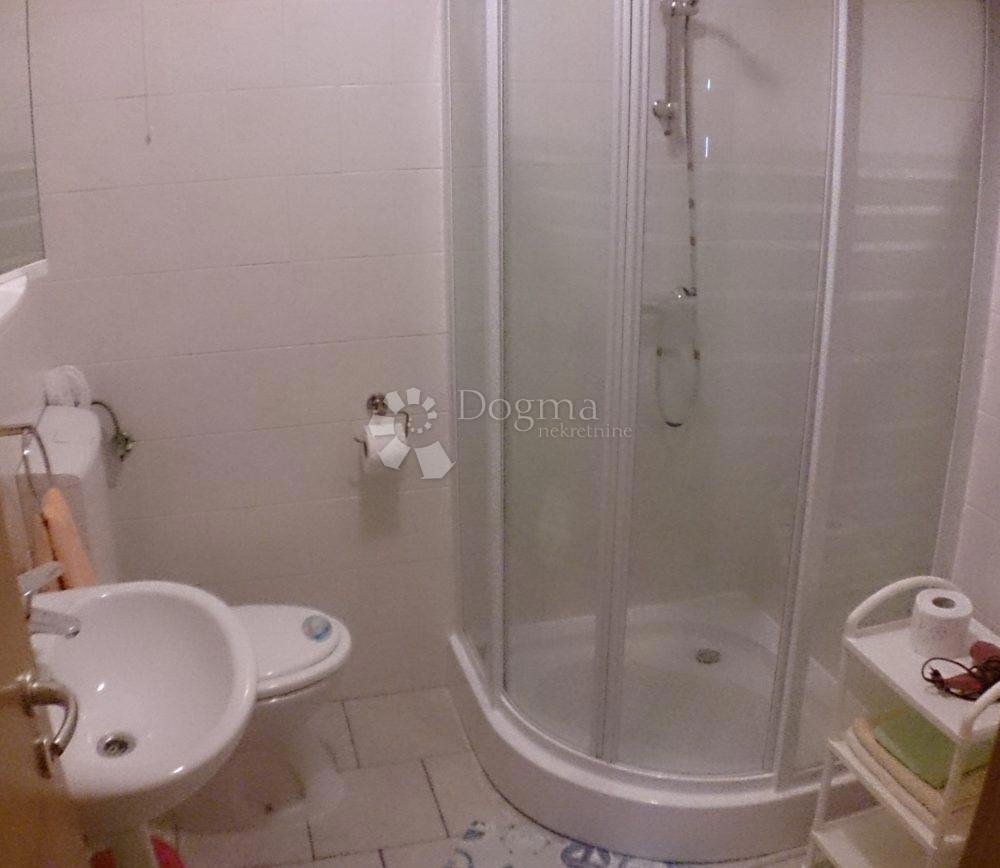 Hiša Biograd na Moru, 263,78m2