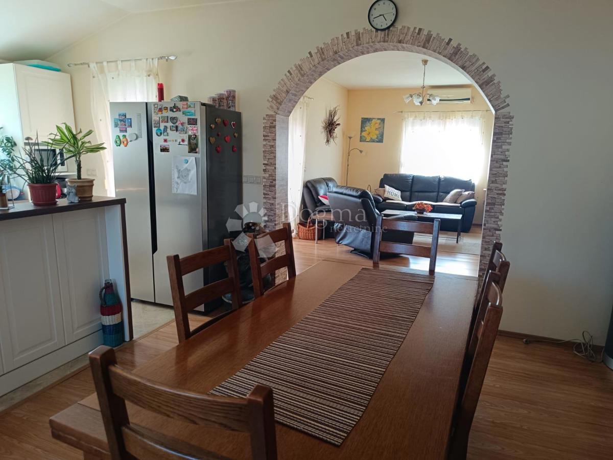 Hiša Biograd na Moru, 263,78m2