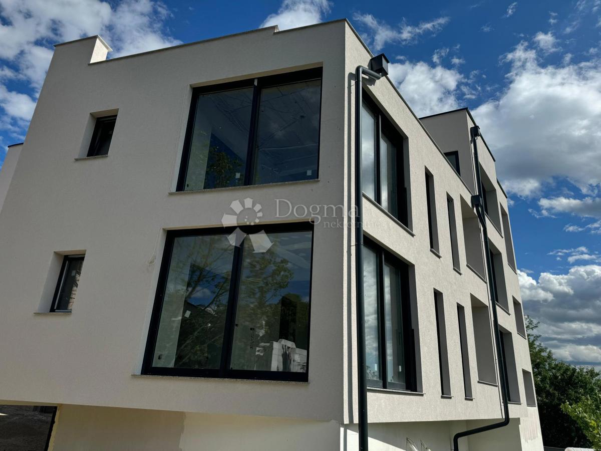 Stanovanje Šestine, Podsljeme, 102m2