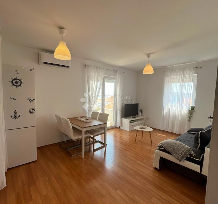 Stanovanje Vidalići, Novalja, 62,25m2