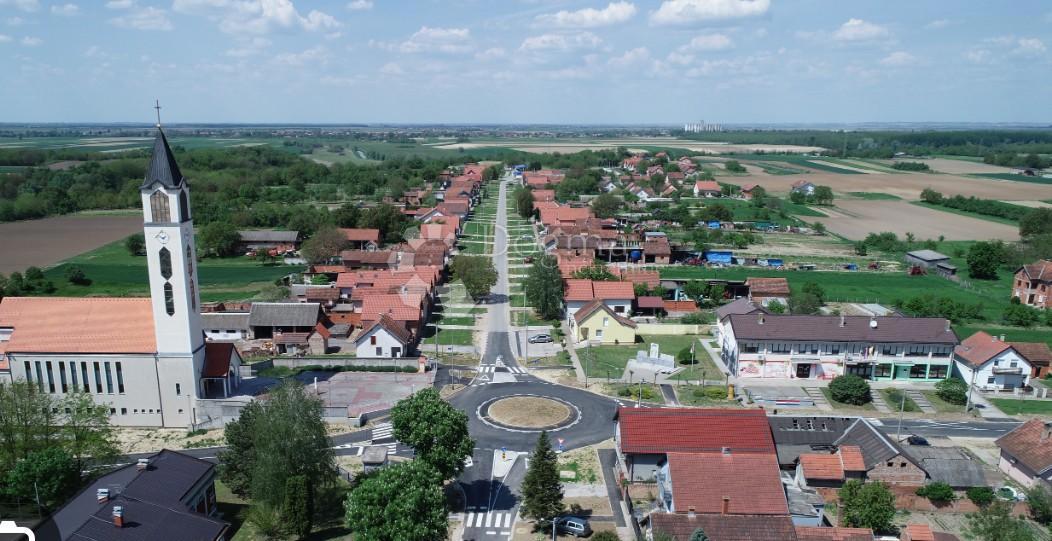 Zazidljivo zemljišče Bogdanovci, 1.500m2