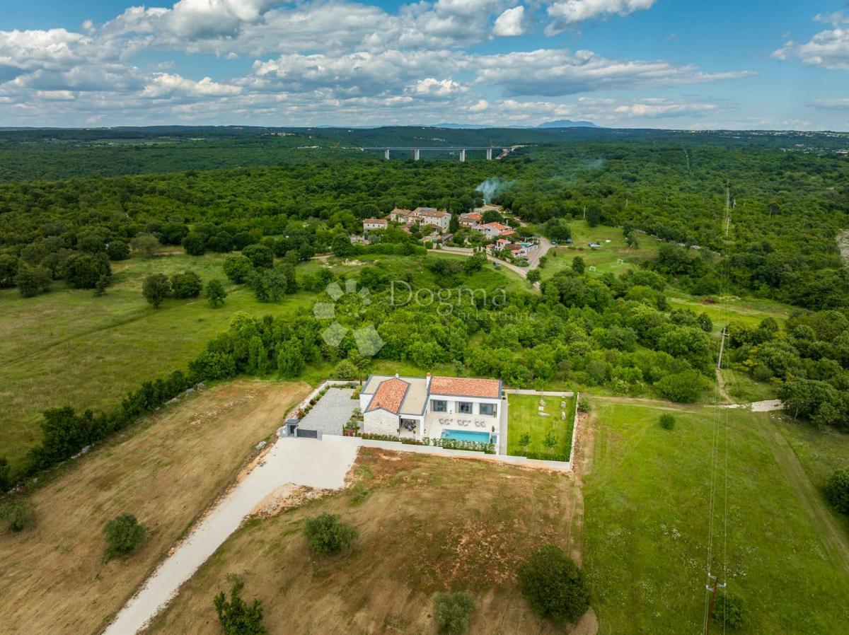 Hiša Rovinj, 291m2