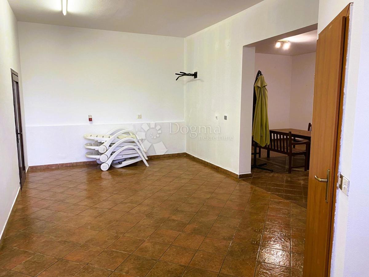 Hiša Perini, Sveti Lovreč, 327,30m2