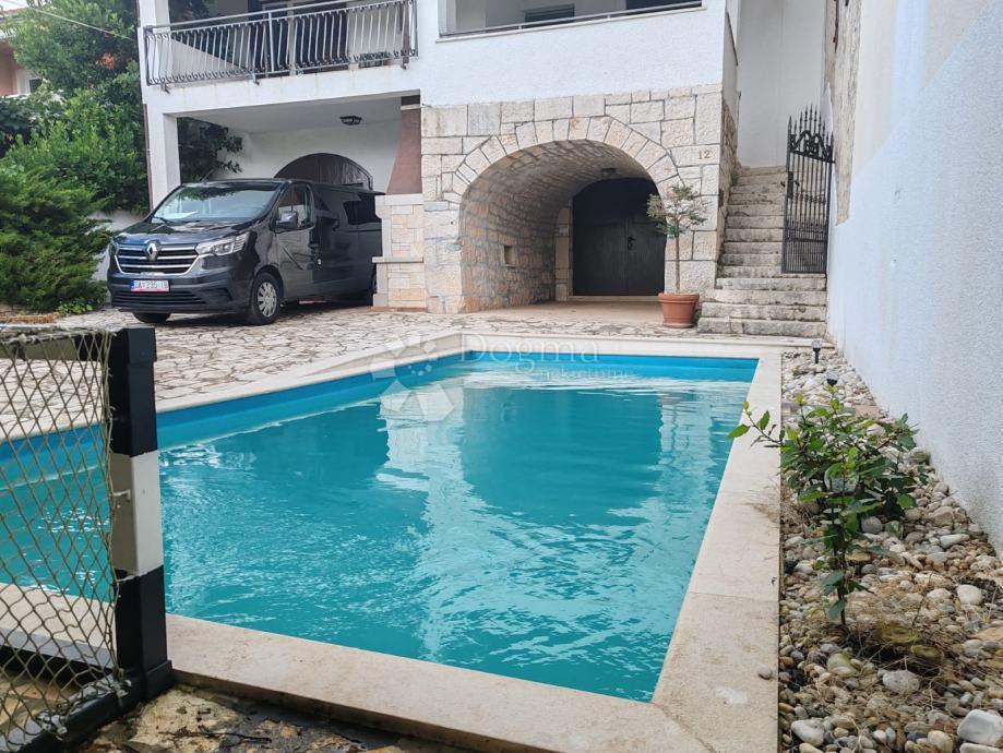 Hiša Perini, Sveti Lovreč, 327,30m2