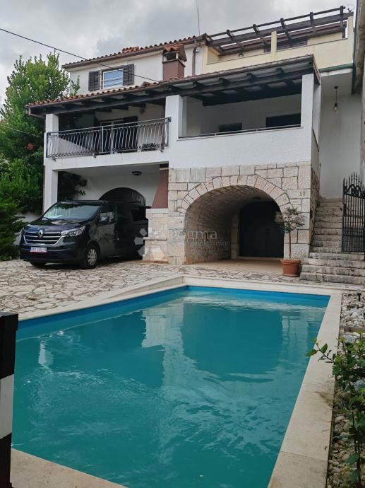 Hiša Perini, Sveti Lovreč, 327,30m2