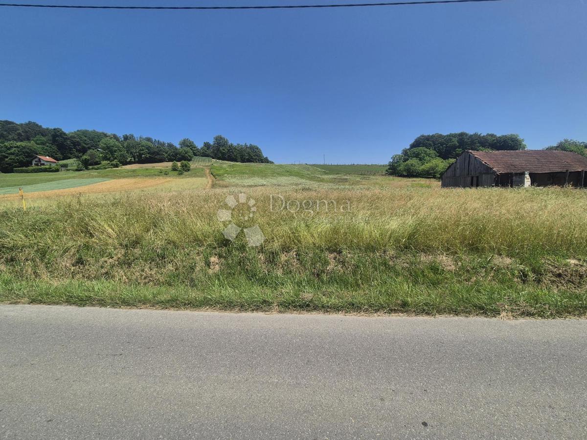 Zazidljivo zemljišče Martinišće, Zabok, 2.557m2
