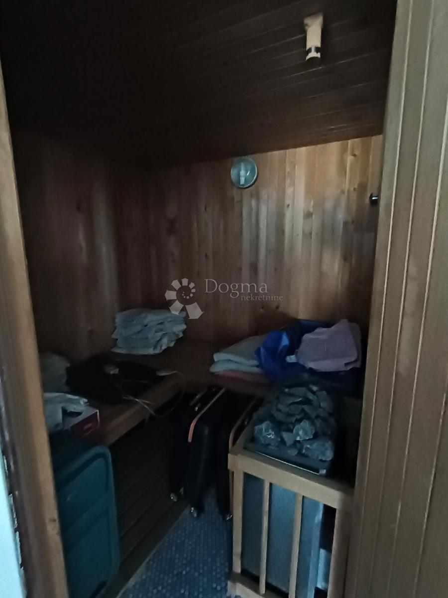 Hiša Brodsko Vinogorje, Slavonski Brod, 230m2