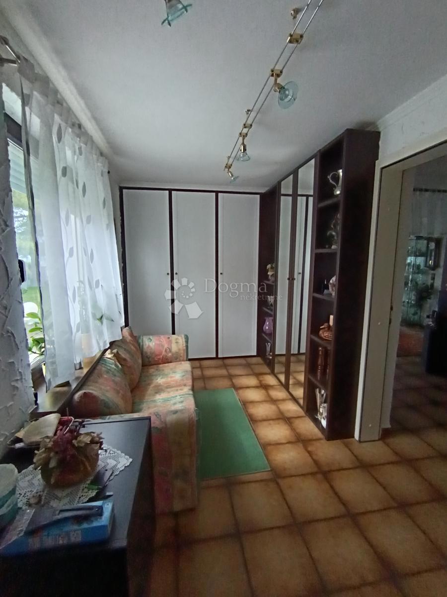Hiša Brodsko Vinogorje, Slavonski Brod, 230m2
